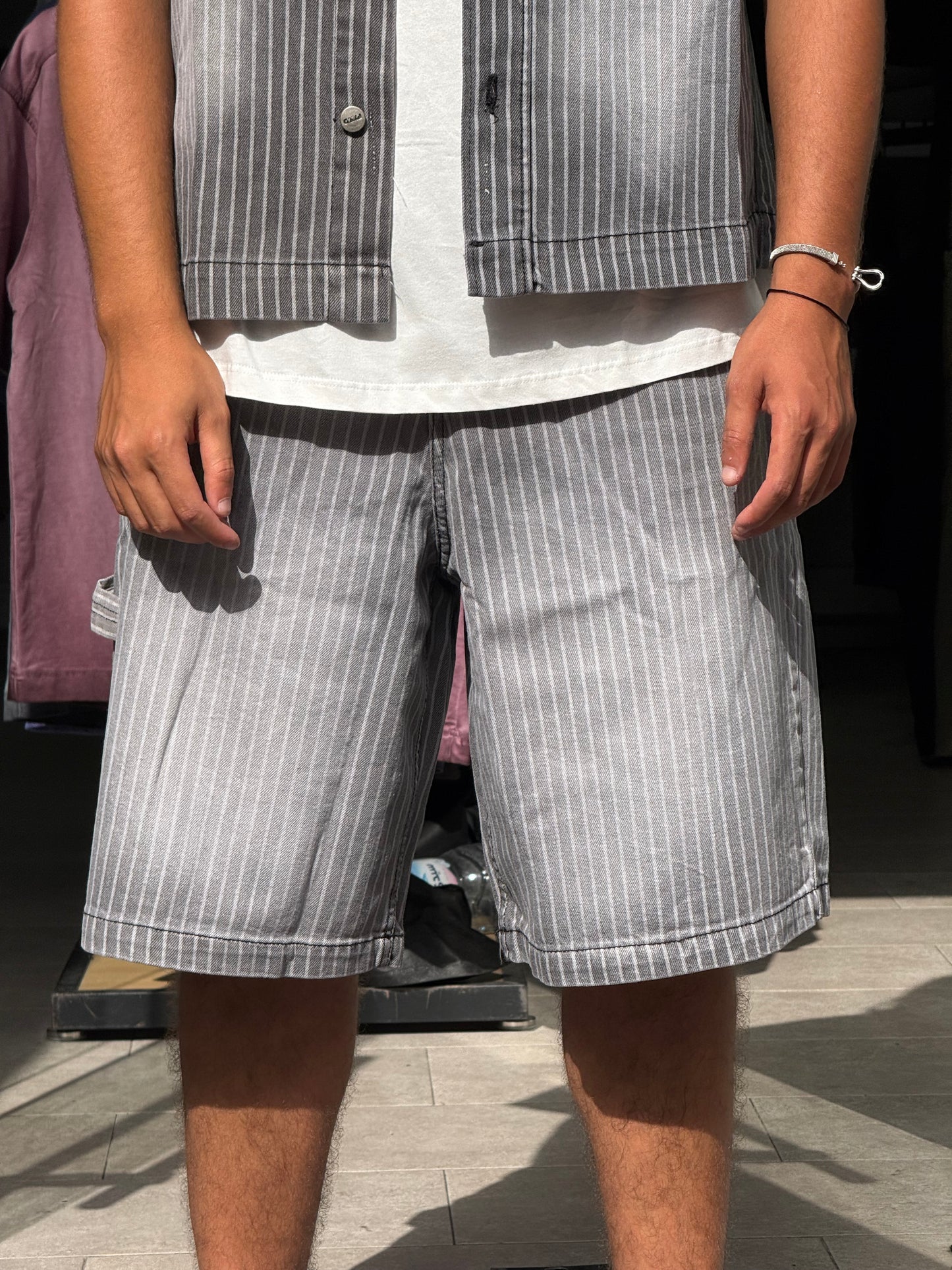ENSEMBLE RAYEE GRIS PR