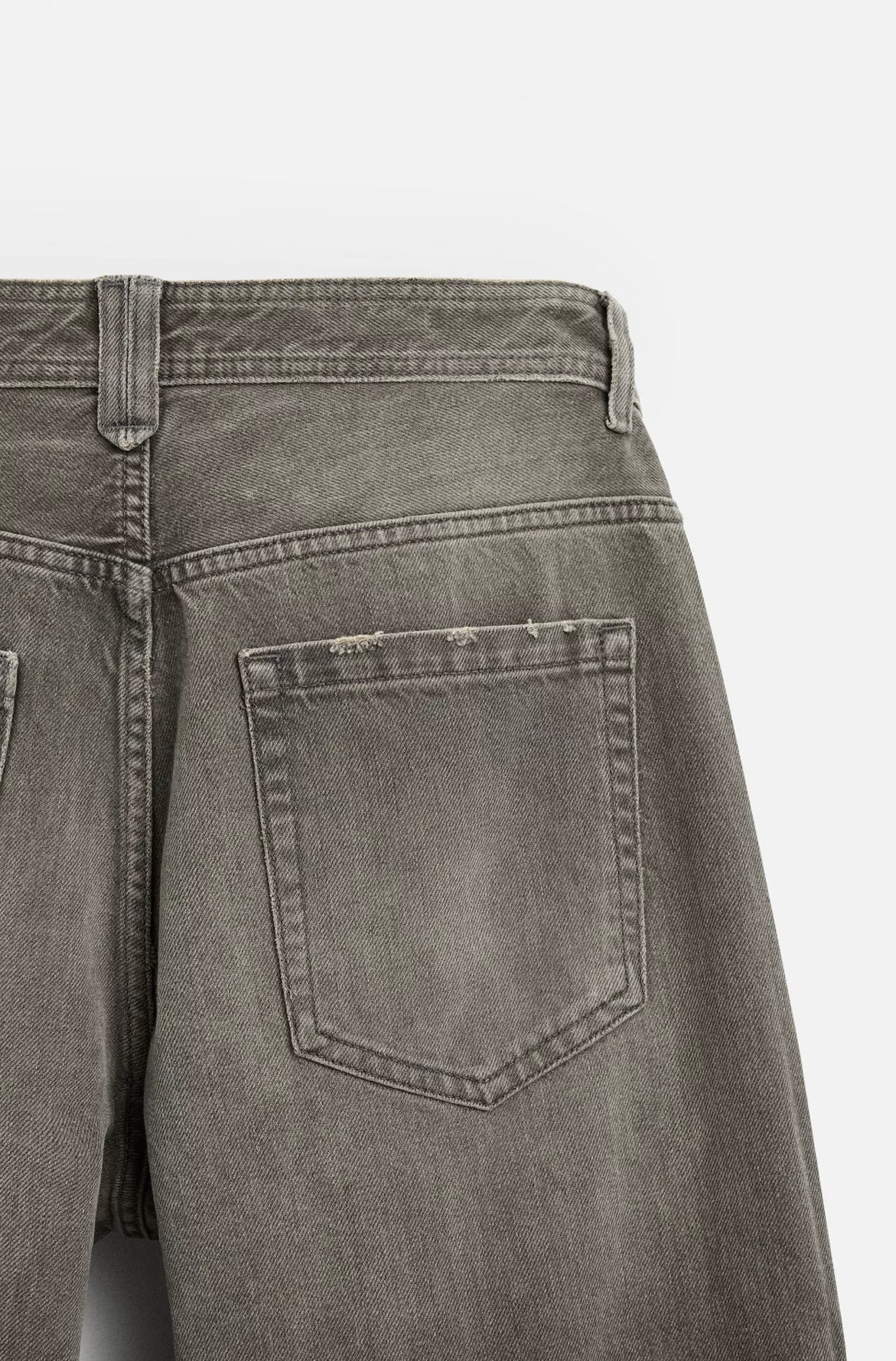 BAGGY JEANS WITH SEAM DETAIL DIRTY ZARA