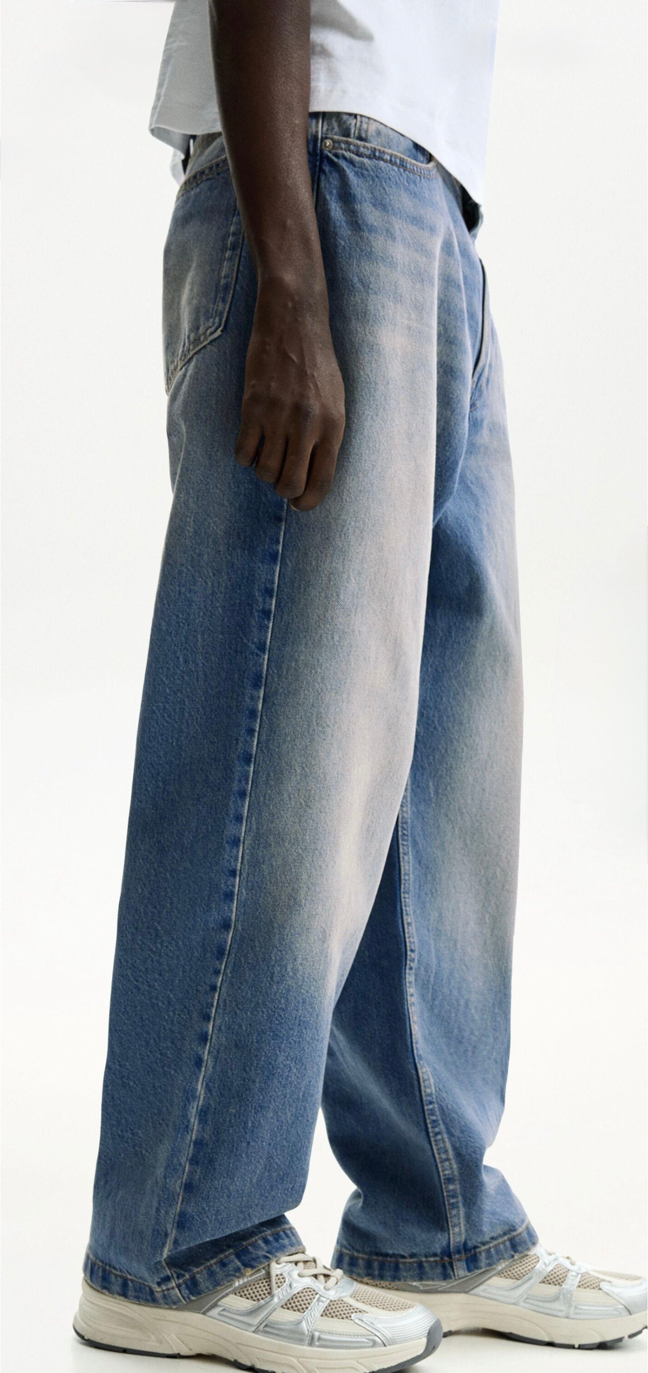 BAGGY JEANS BLEU DELAVE BERSHKA
