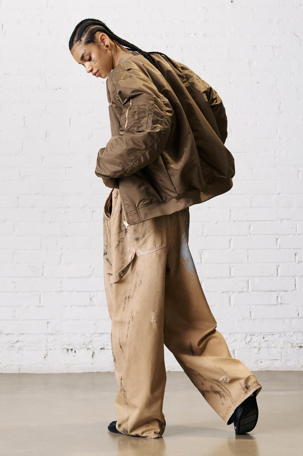 EMBROIDERED STWD BOMBER P&B