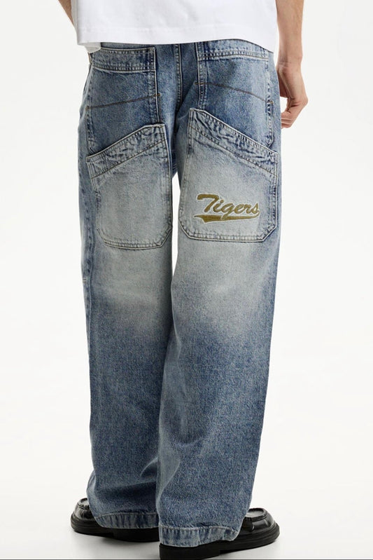 SUPPER BAGGY JEANS TIGERS BERSHKA