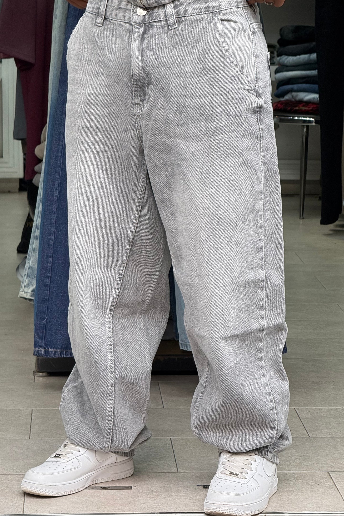 BALLOON FIT JEANS GRIS