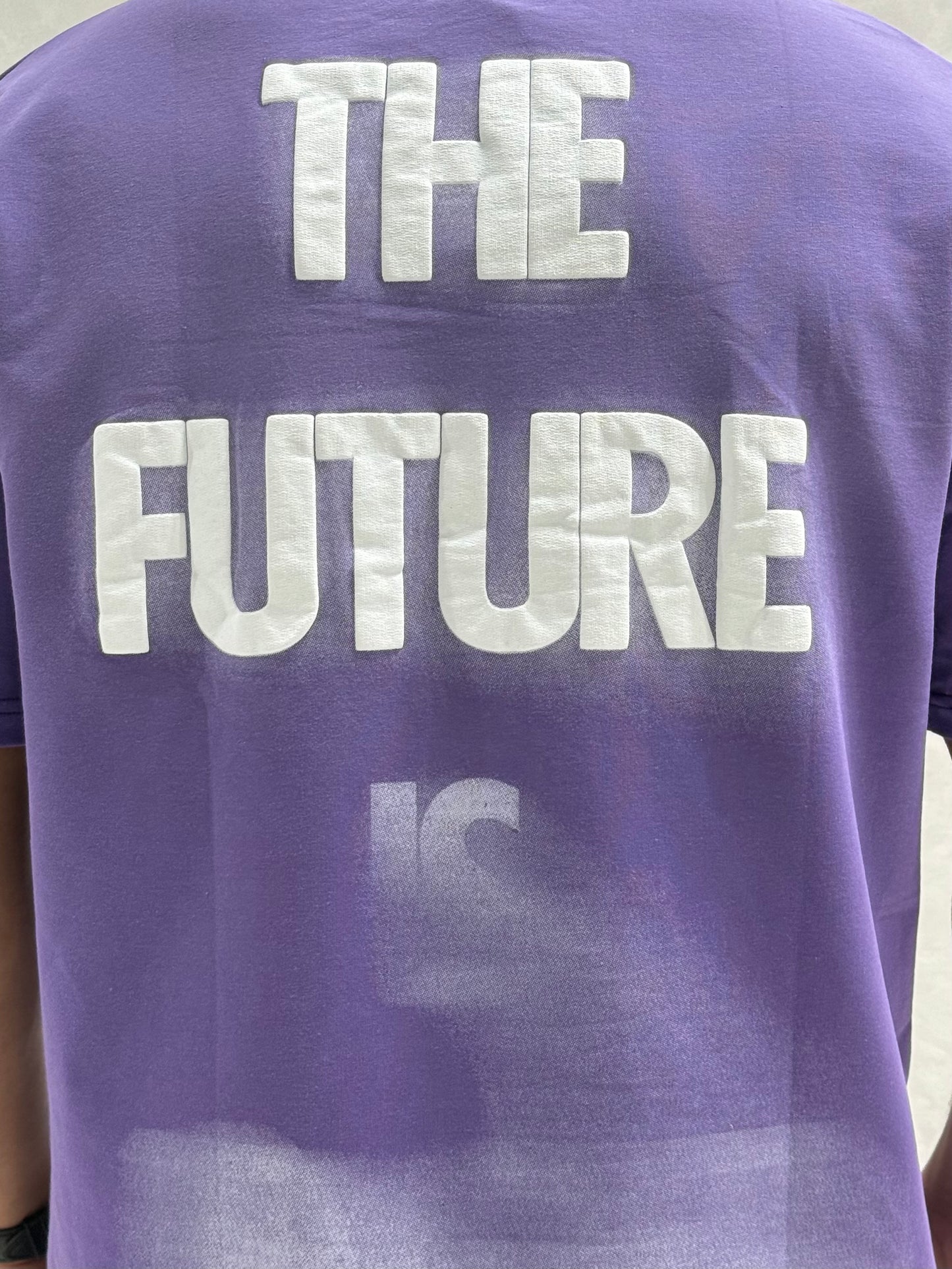 T-SHIRT THE FUTURE IS VIOLET YG-347
