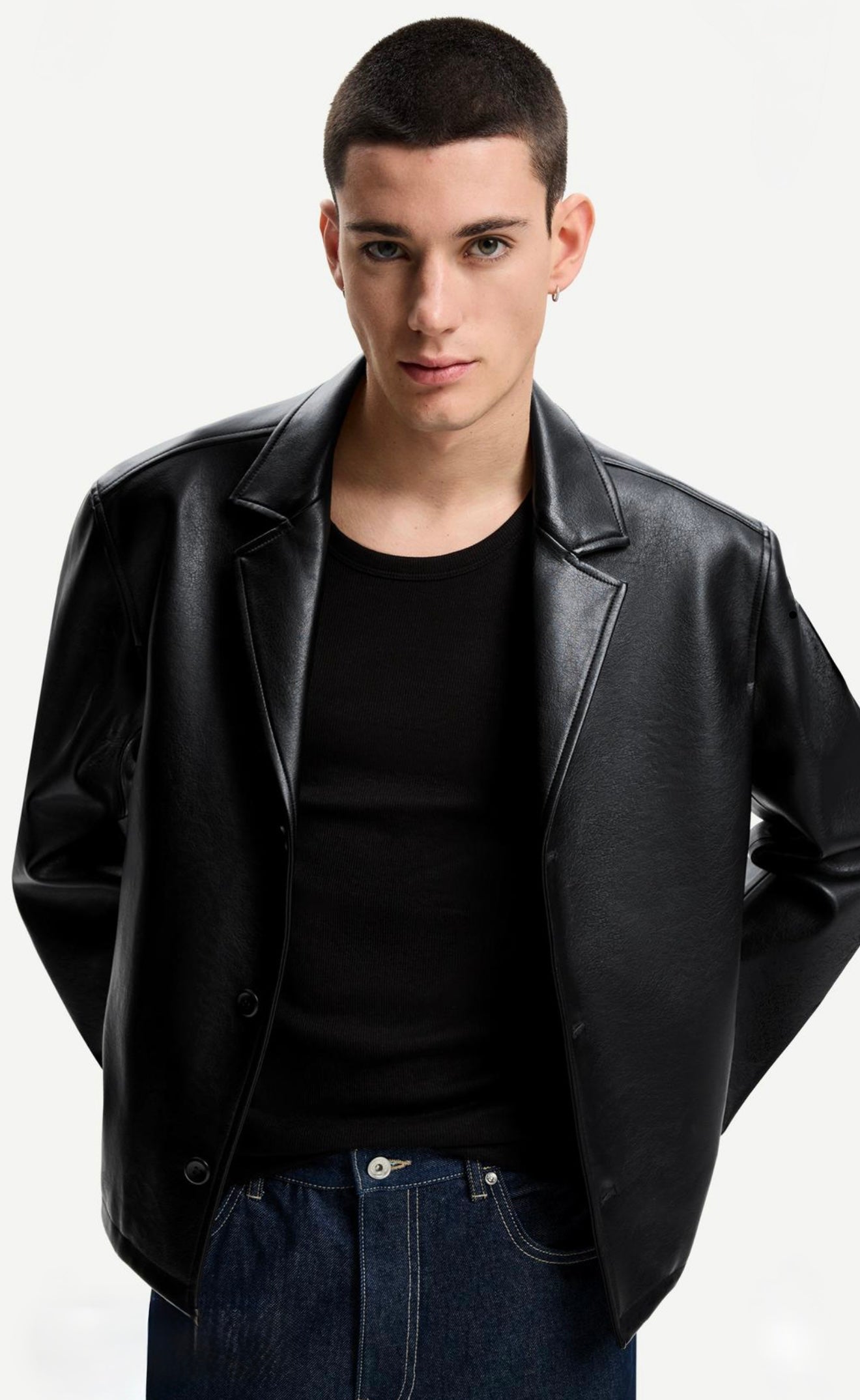 FAUX LEATHER CROPPED BLAZER BERSHKA