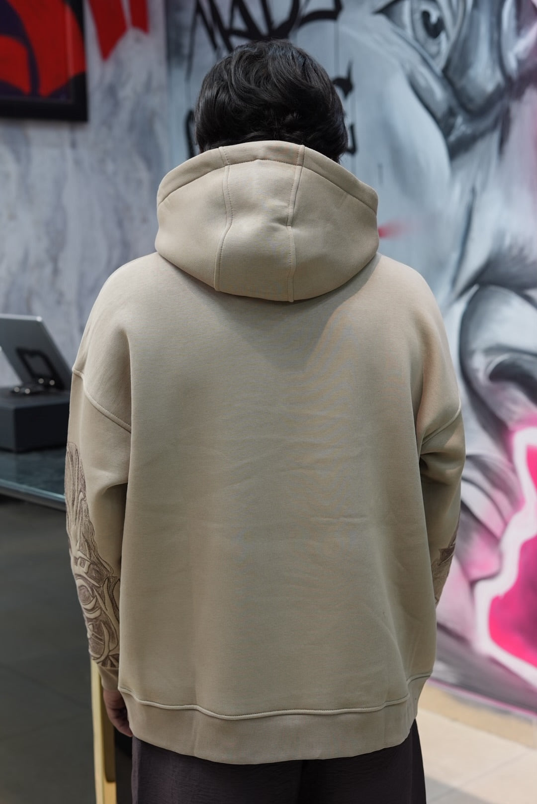 HOODIES I AM RESONSIBALE BEIGE swe25007