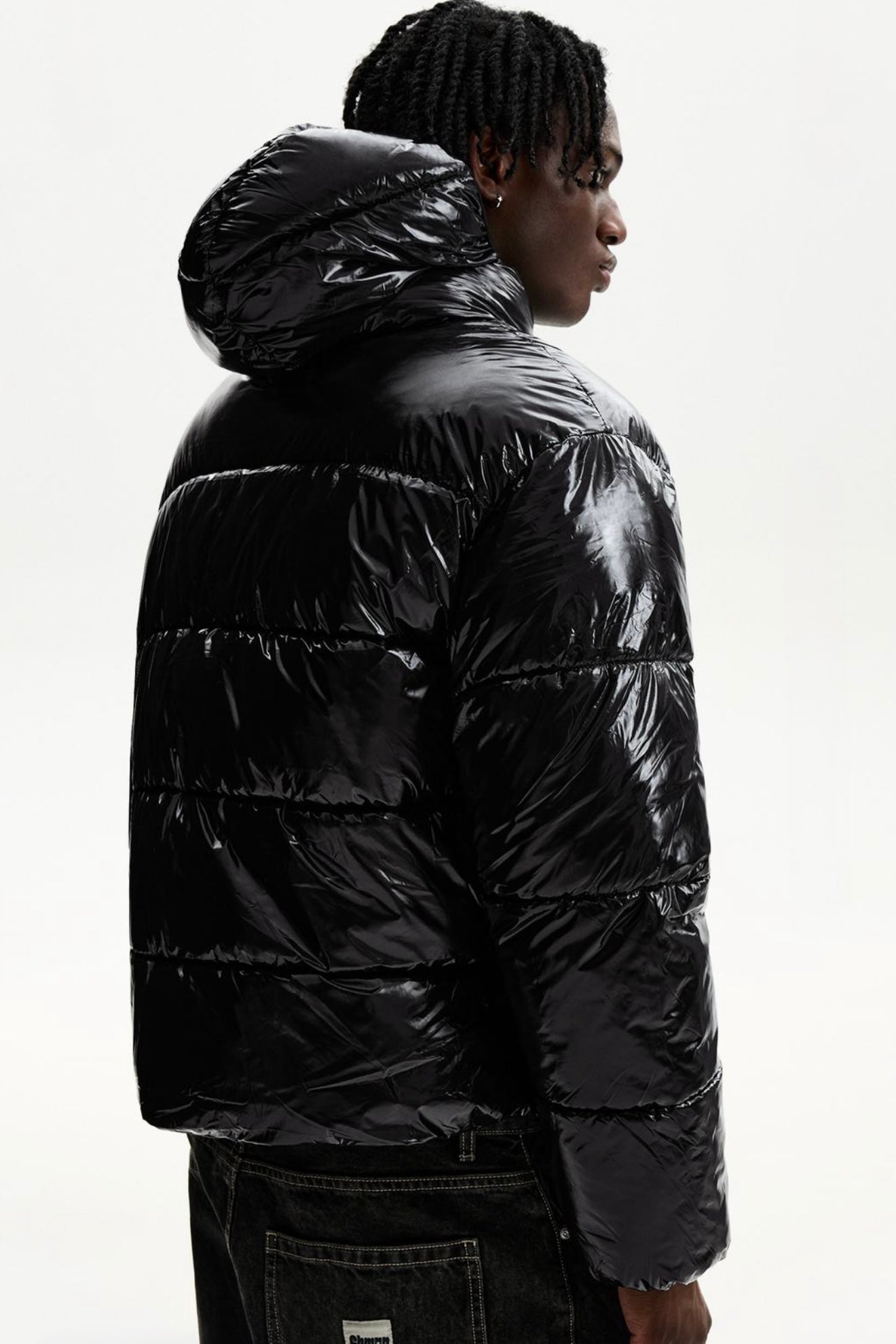 PUFFER JACKET WITH HOOD BLACK BERSHKA