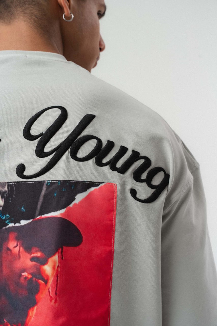 T-SHIRT FOREVER YOUNG WHITE ESCO