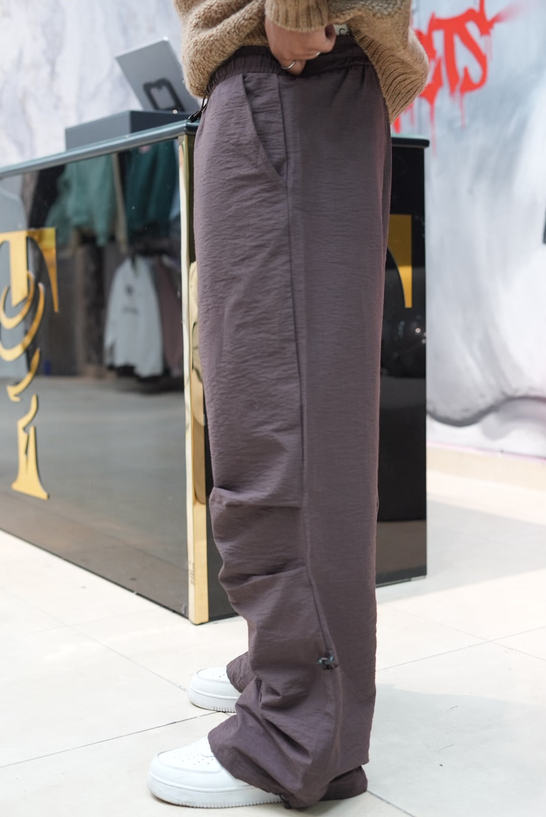 PARACHUTE BROWN 251099