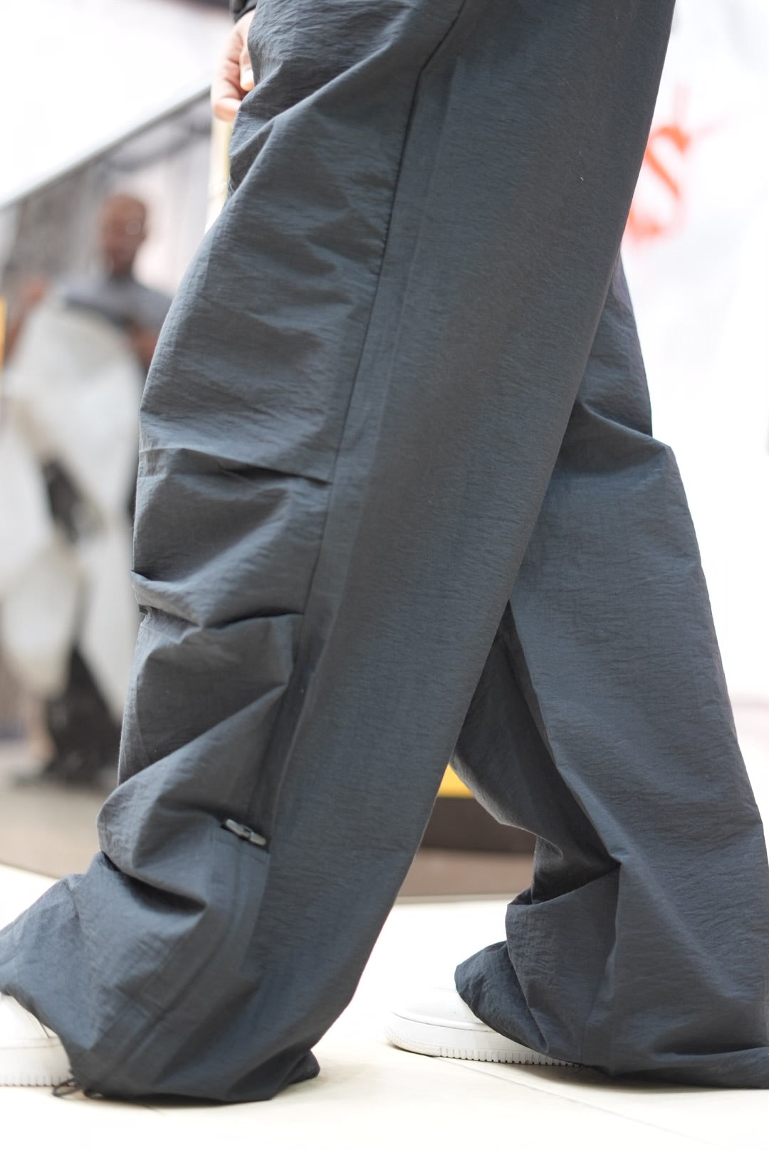 PARACHUTE BLACK 251099