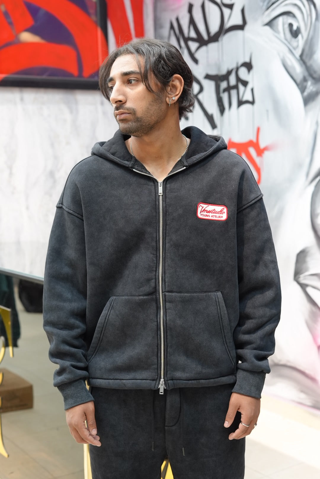 ENSEMBLE ZIP BLACK v70-109