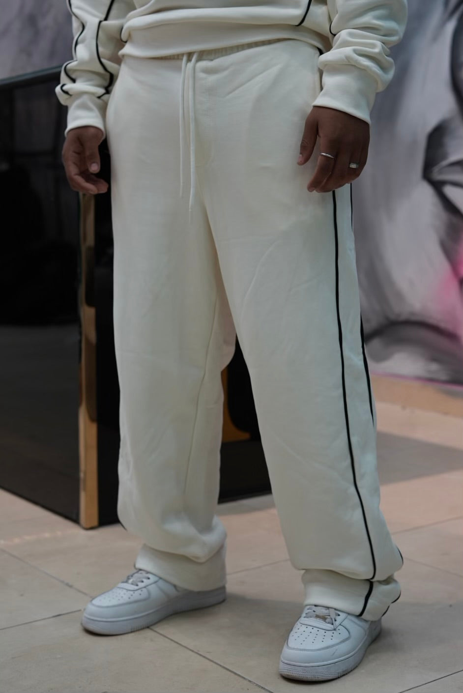 ENSEMBLE RT WHITE 2699