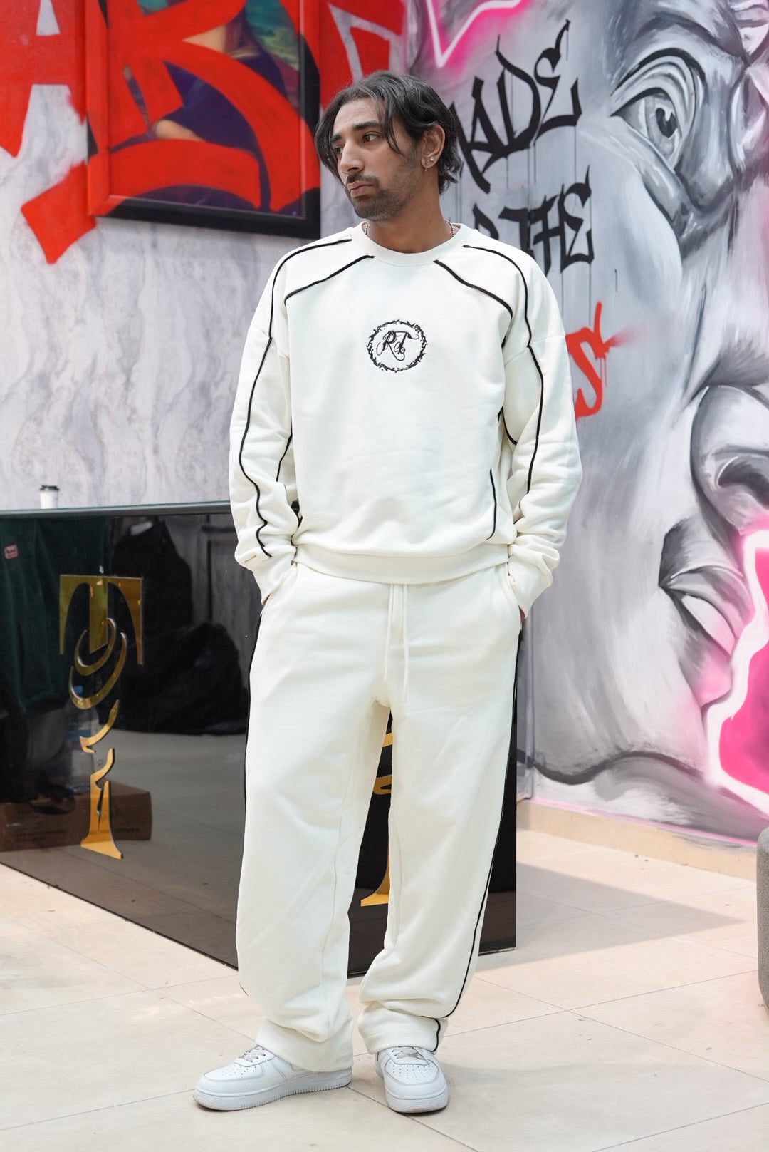 ENSEMBLE RT WHITE 2699